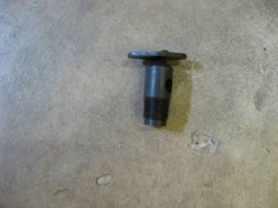 Oil Gauge Valve - Farmall F-12/F-14